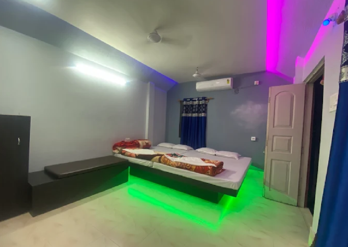1 x Deluxe AC  Four Bed